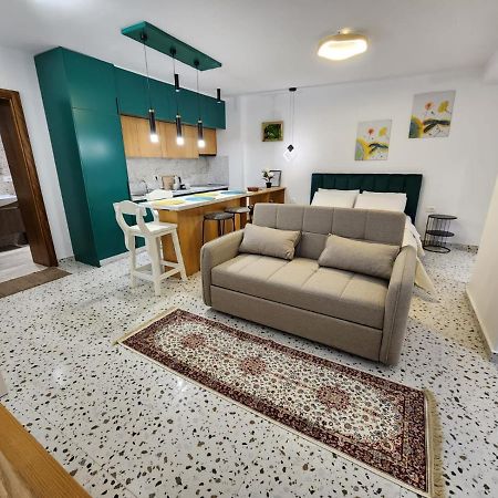 Pietro Guesthouse Tirana Buitenkant foto