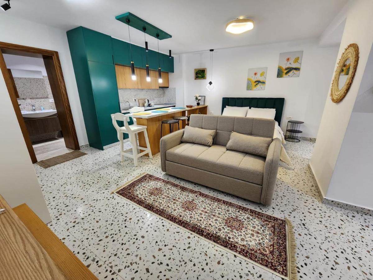 Pietro Guesthouse Tirana Buitenkant foto
